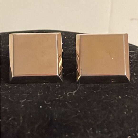 Vintage 1950s MCM Hickok USA engravable square gold tone bullet back cuff links - Picture 2 of 16